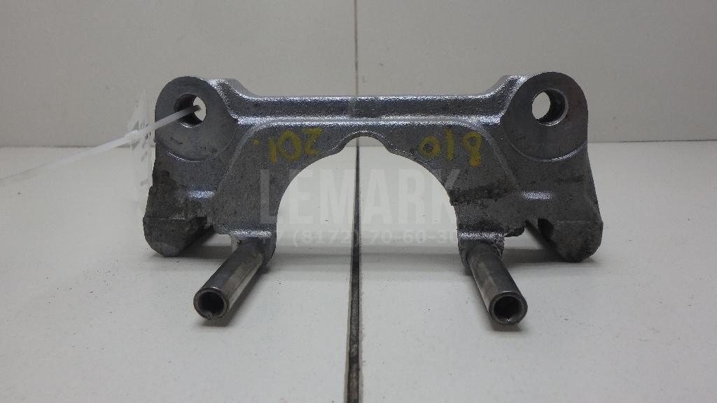 Скоба суппорта переднего