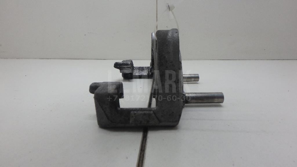 Скоба суппорта переднего