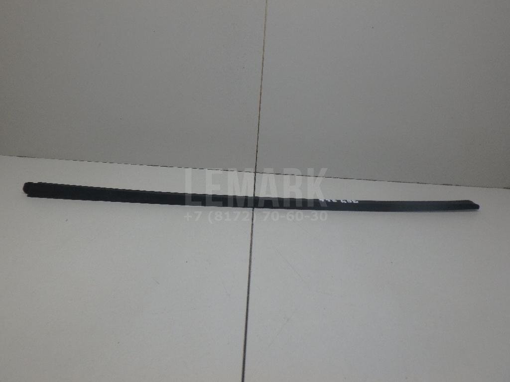 Молдинг лобового стекла