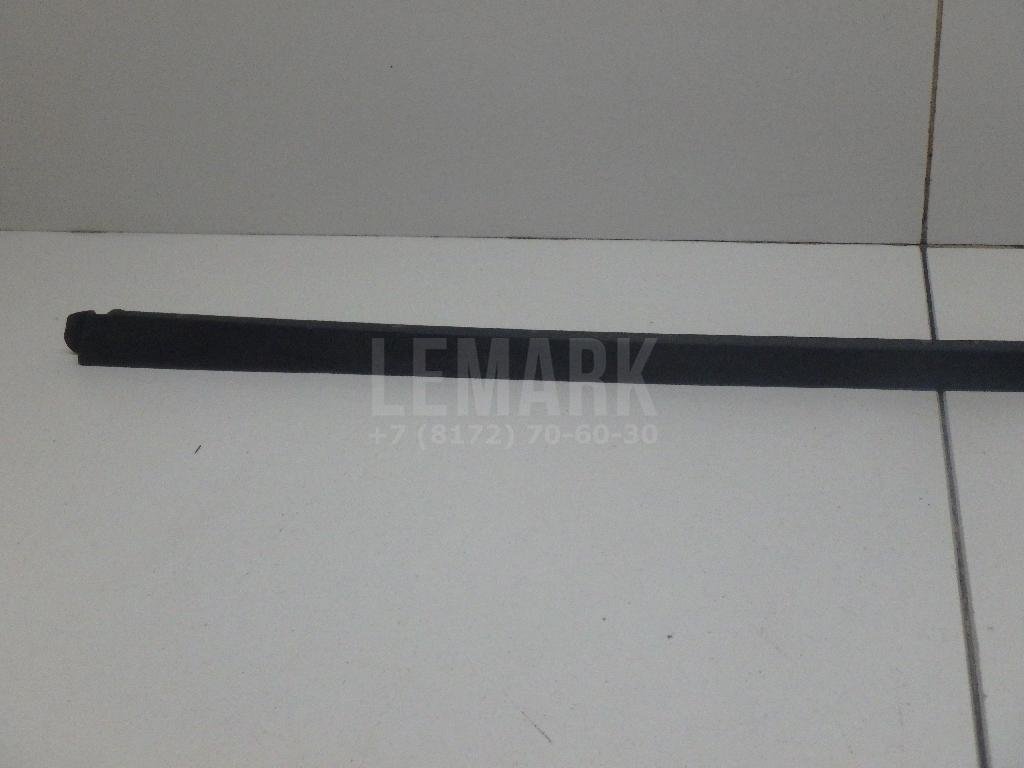 Молдинг лобового стекла