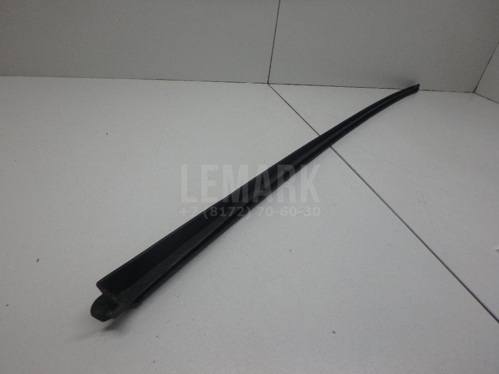 Молдинг лобового стекла