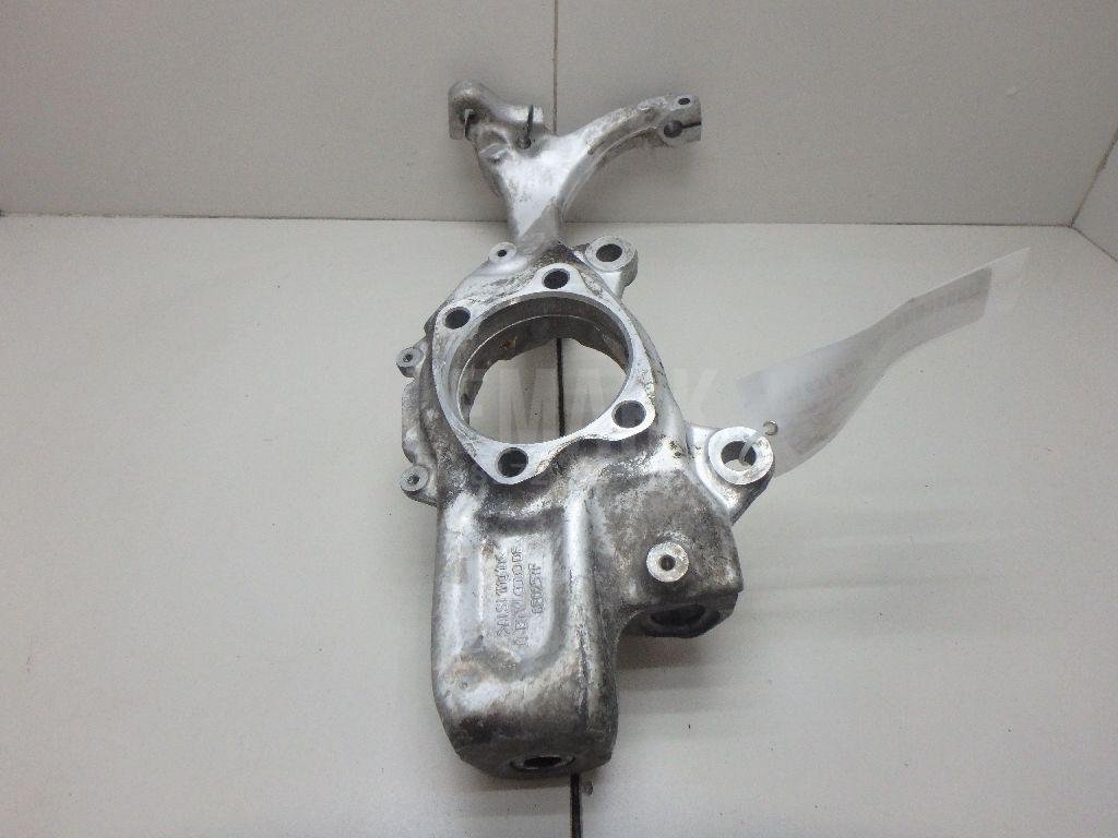 Кулак поворотный передний левый