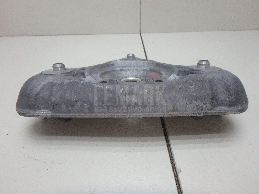 Кронштейн амортизатора