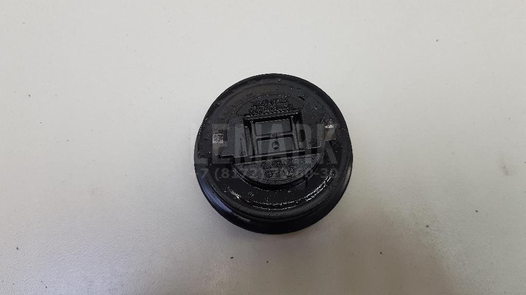 Крышка маслозаливной горловины