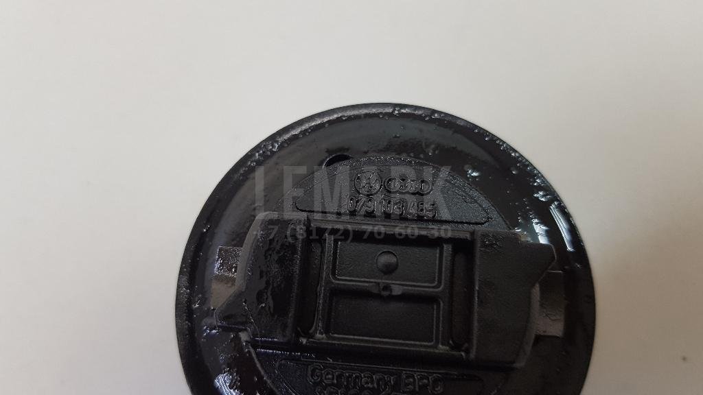 Крышка маслозаливной горловины