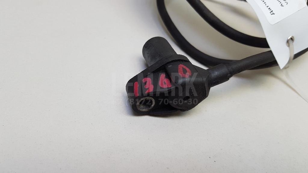 Датчик ABS передний