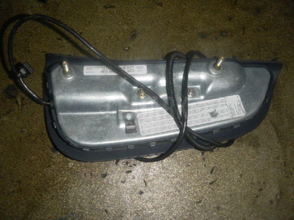 Подушка безопасности боковая (в сиденье)