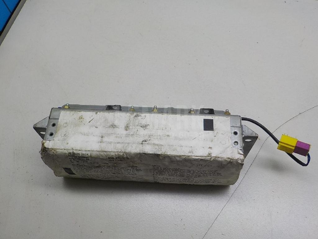 Подушка безопасности пассажирская (в торпедо)