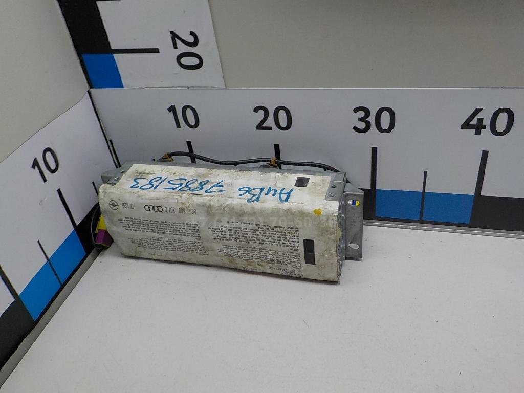 Подушка безопасности пассажирская (в торпедо)