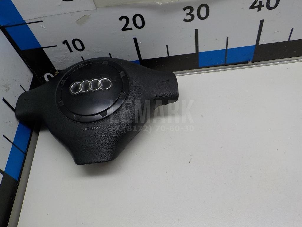 Подушка безопасности в рулевое колесо