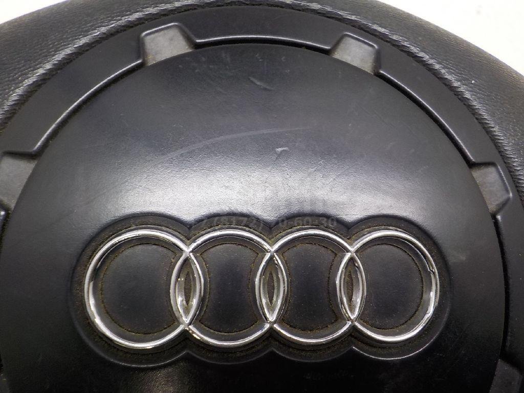 Подушка безопасности в рулевое колесо