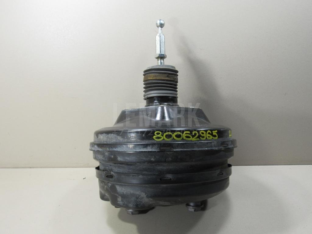 Усилитель тормозов вакуумный