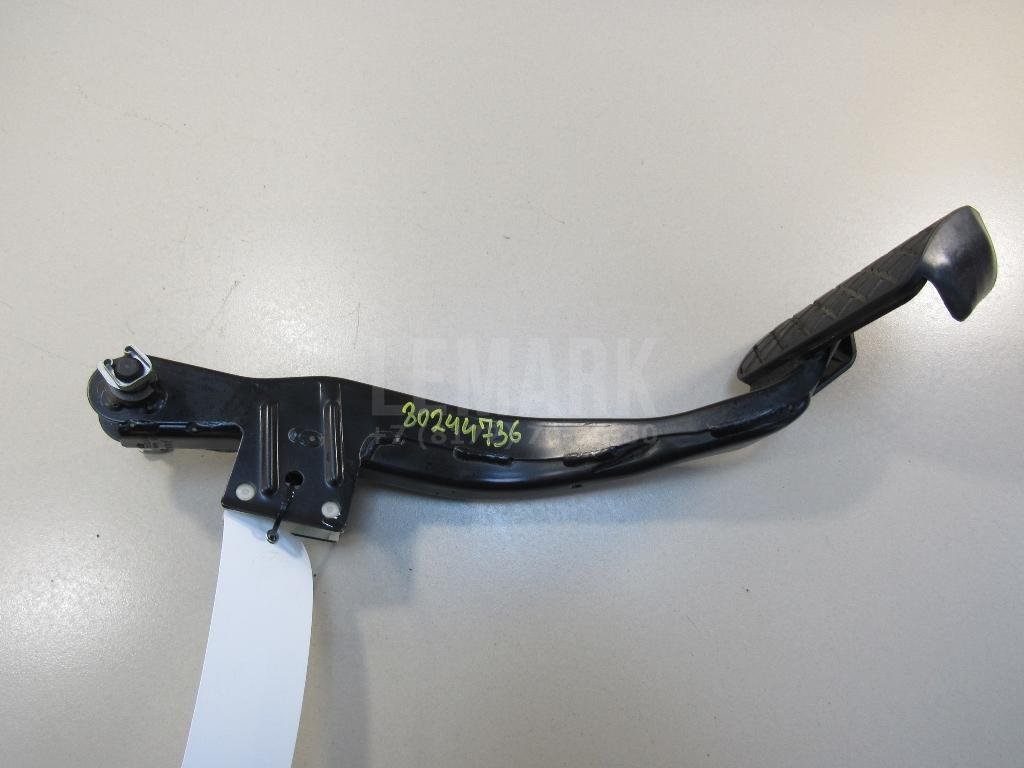 Педаль тормоза