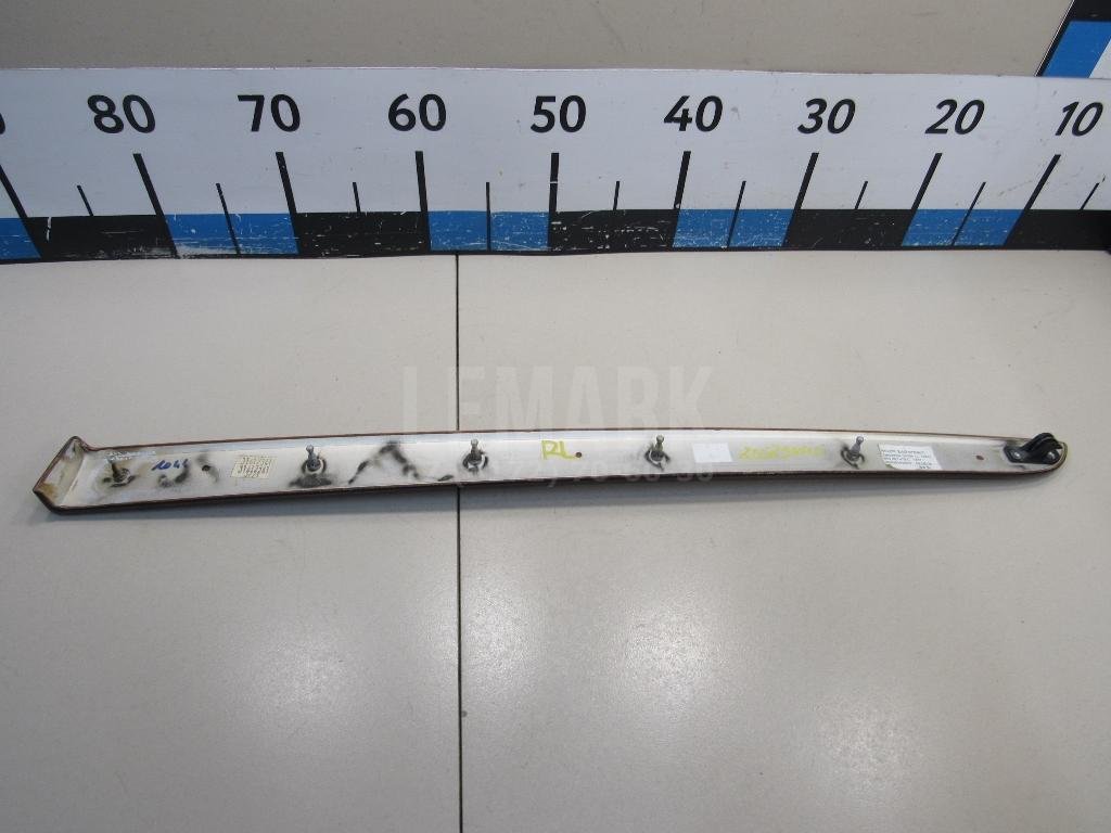 Накладка двери задней левой