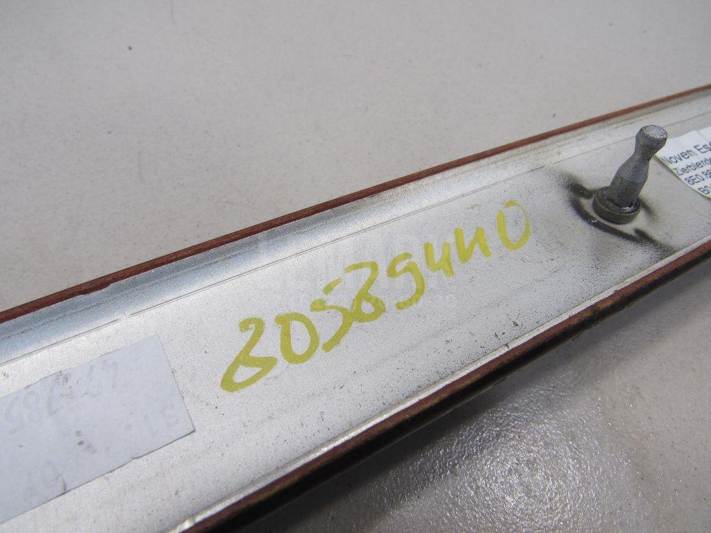 Накладка двери задней левой