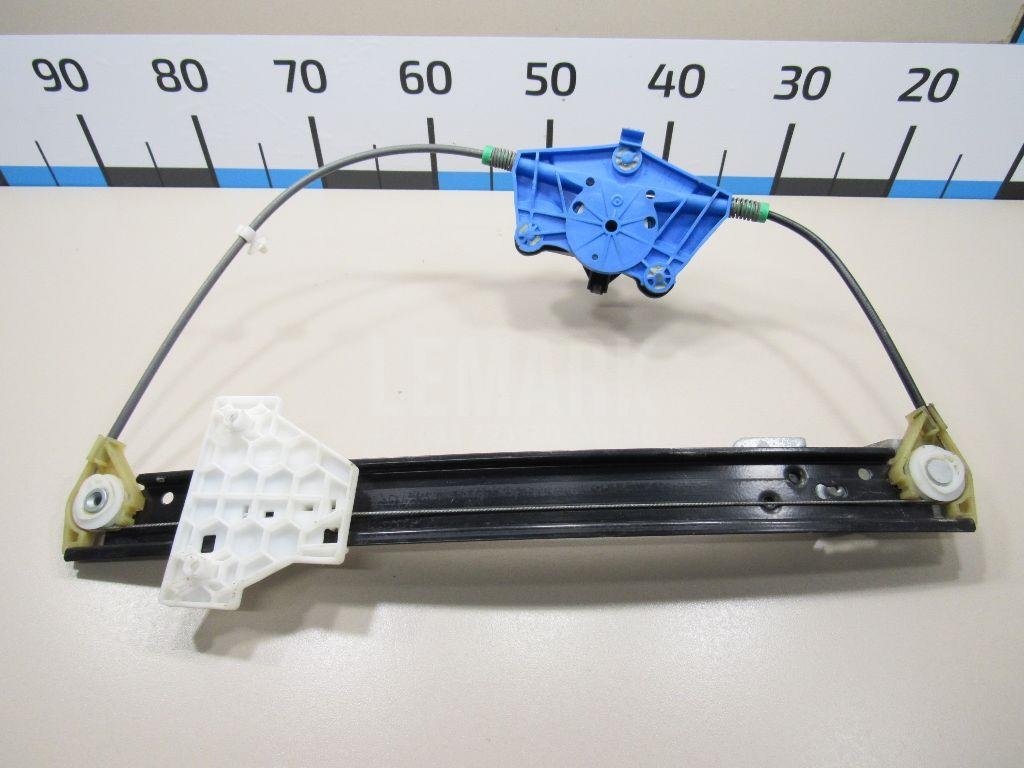 Стеклоподъемник электр. задний правый