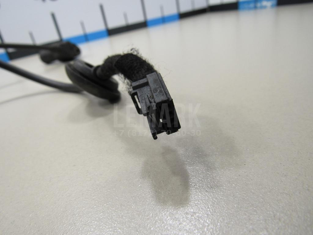 Датчик ABS передний