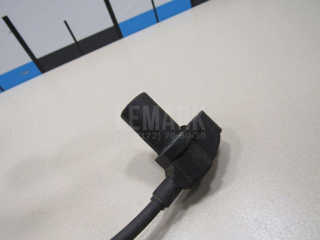 Датчик ABS передний