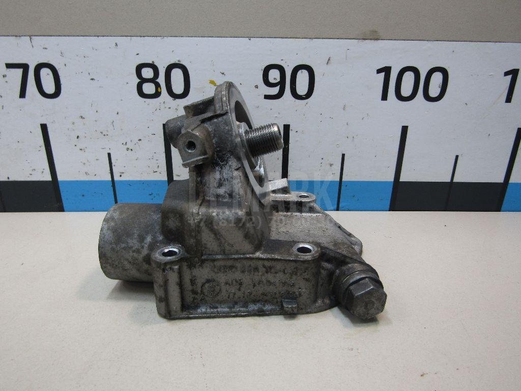 Кронштейн масляного фильтра