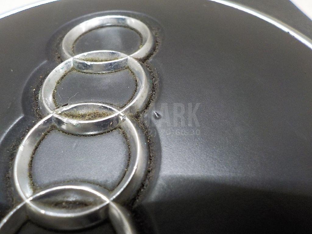 Подушка безопасности в рулевое колесо