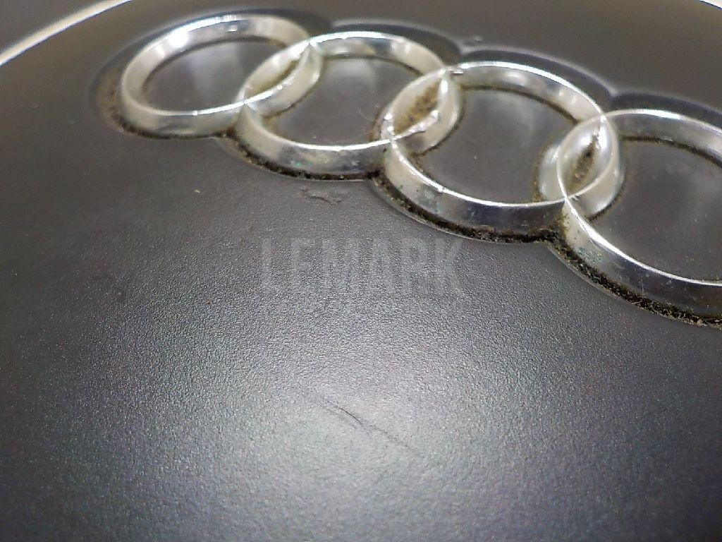 Подушка безопасности в рулевое колесо