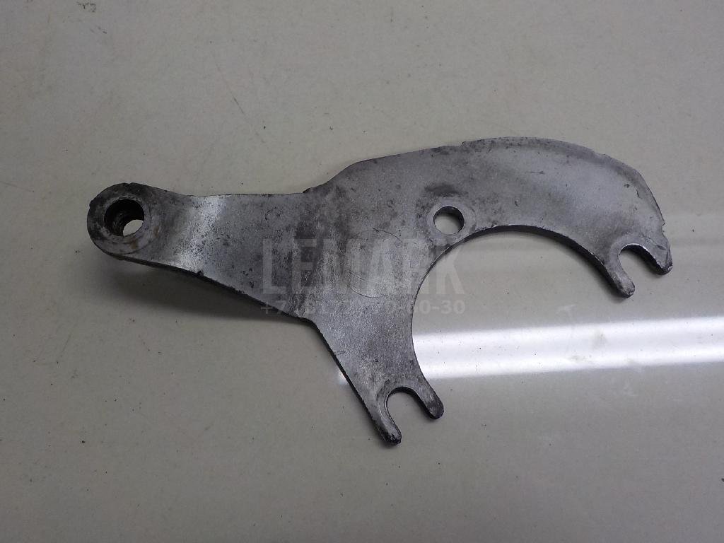 Кронштейн генератора