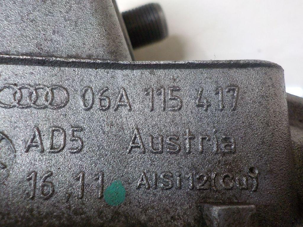 Кронштейн масляного фильтра