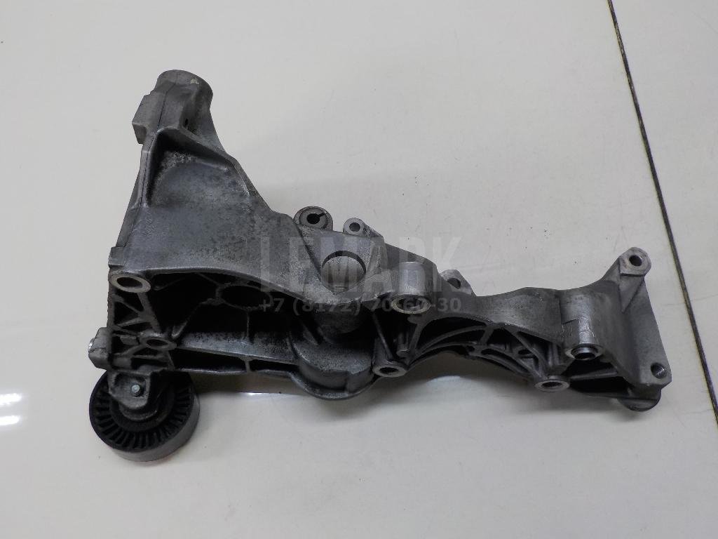 Кронштейн генератора для  Audi 80/90 [B4] 1991-1995