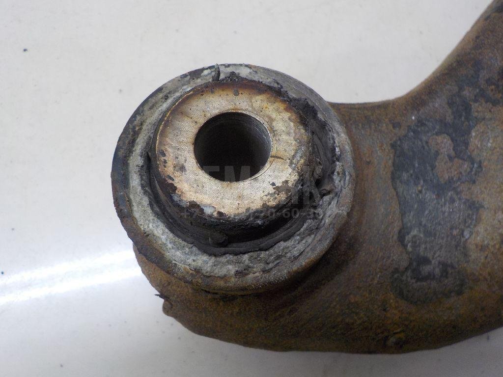 Рычаг задний верхний левый