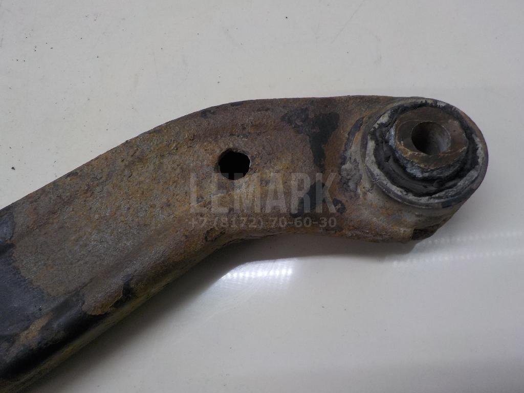 Рычаг задний верхний левый