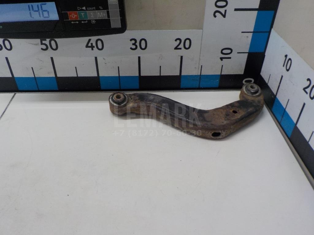 Рычаг задний верхний левый