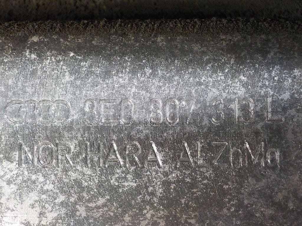 Усилитель заднего бампера