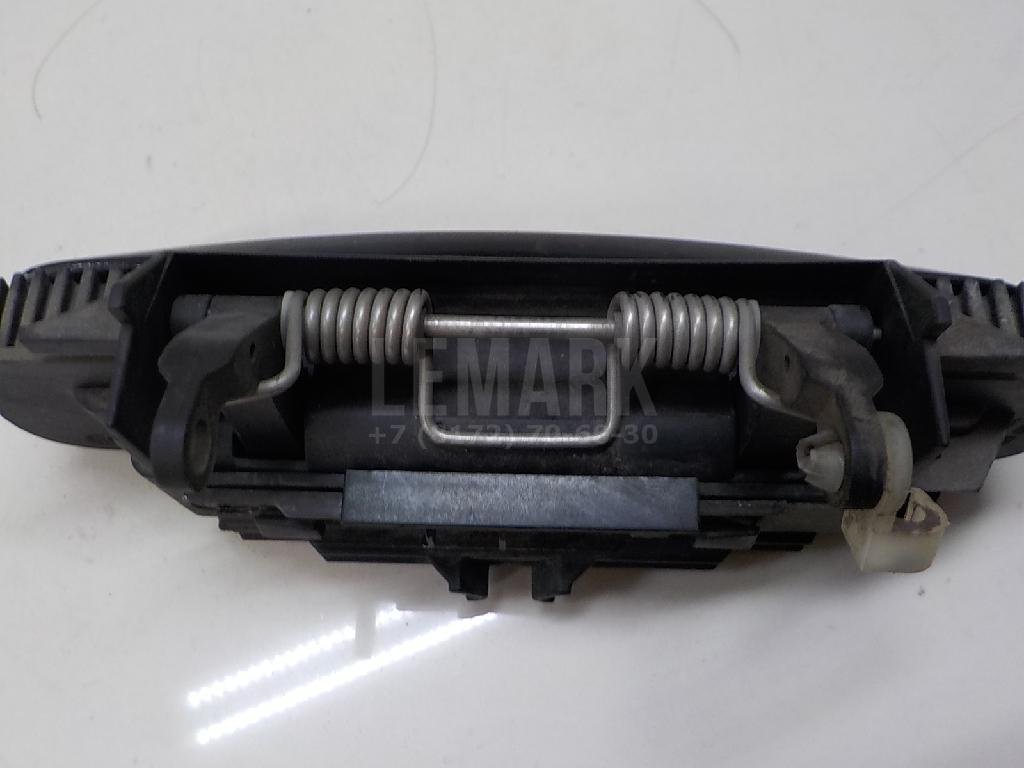 Ручка двери передней наружная правая