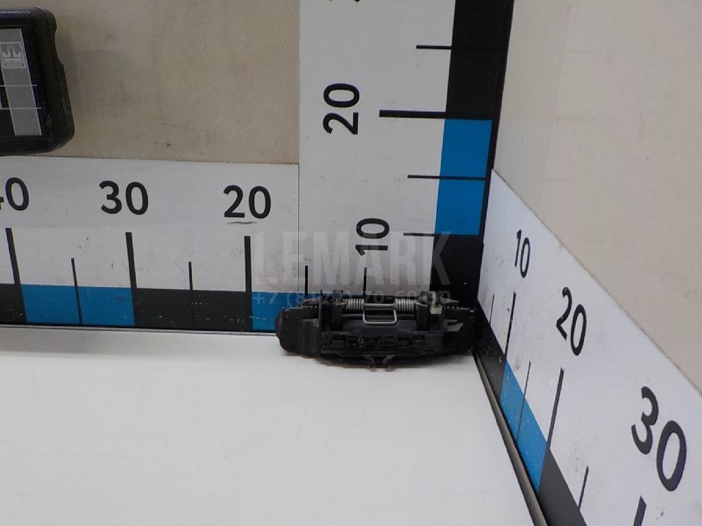 Ручка двери передней наружная правая