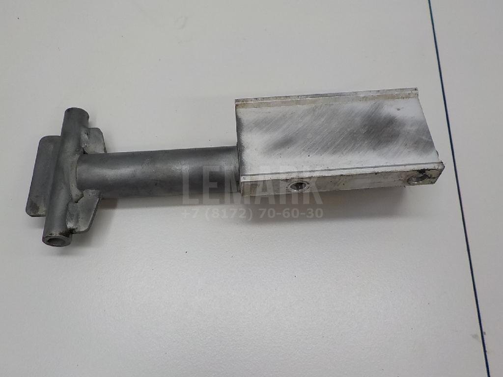 Кронштейн усилителя заднего бампера левый