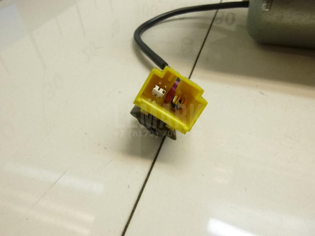 Подушка безопасности пассажирская (в торпедо)