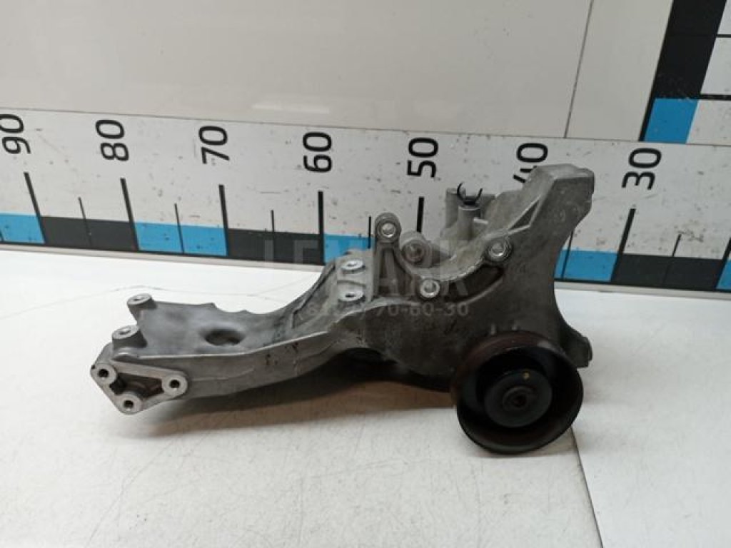 Кронштейн генератора для  Audi 100 [C4] 1991-1994