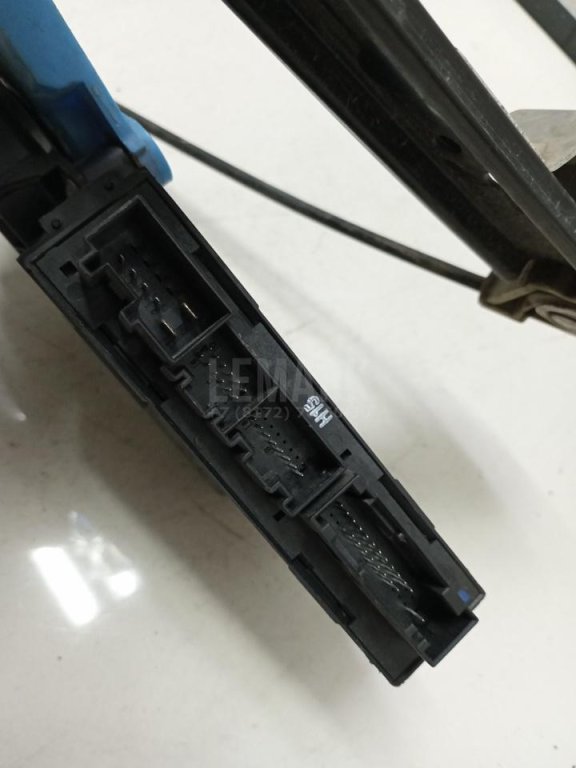 Стеклоподъемник электр. передний левый