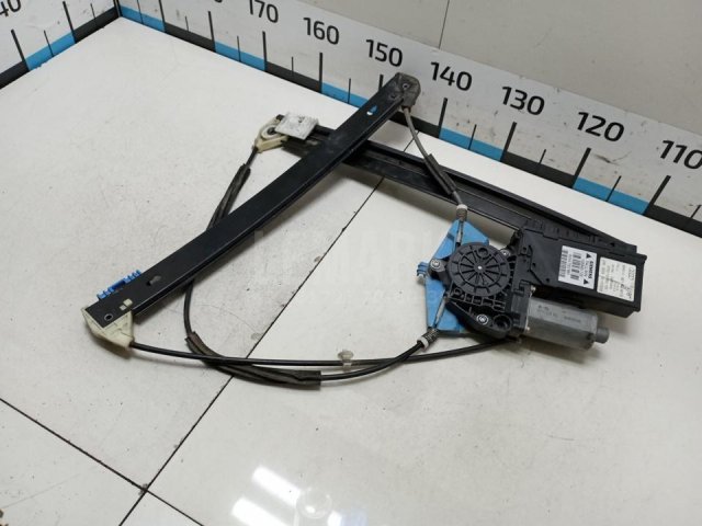 Стеклоподъемник электр. передний левый