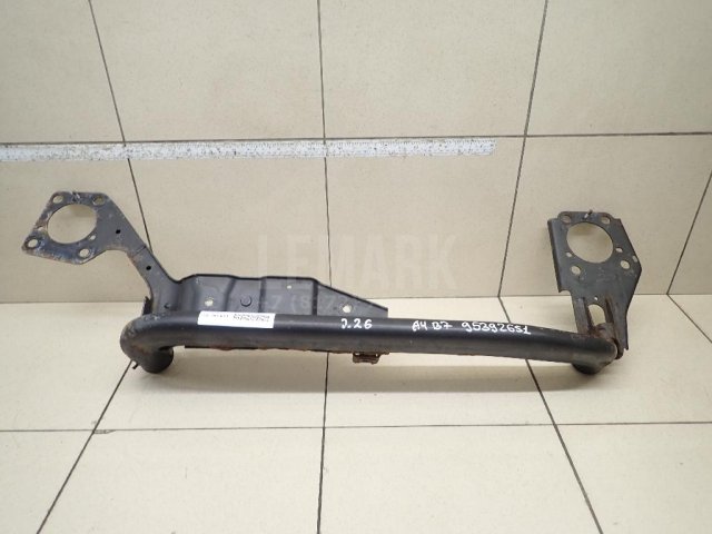 Балка передняя поперечная