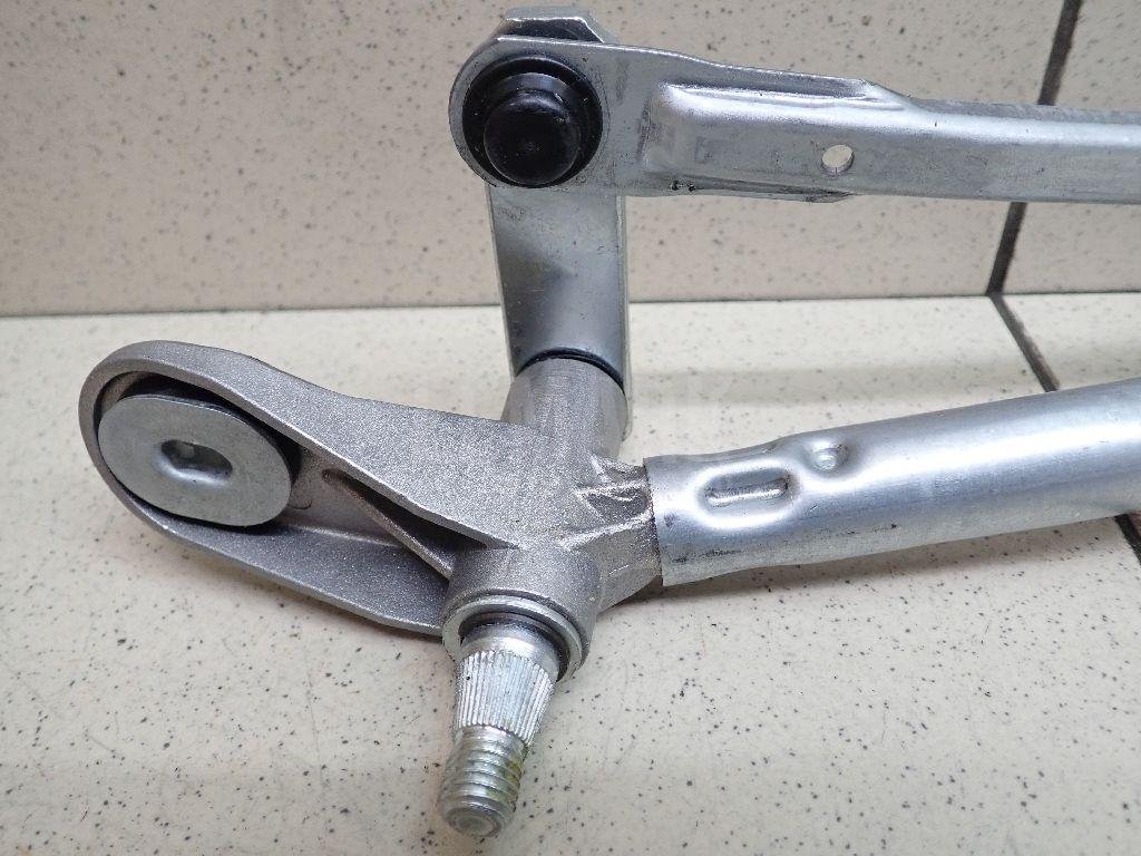 Трапеция стеклоочистителей