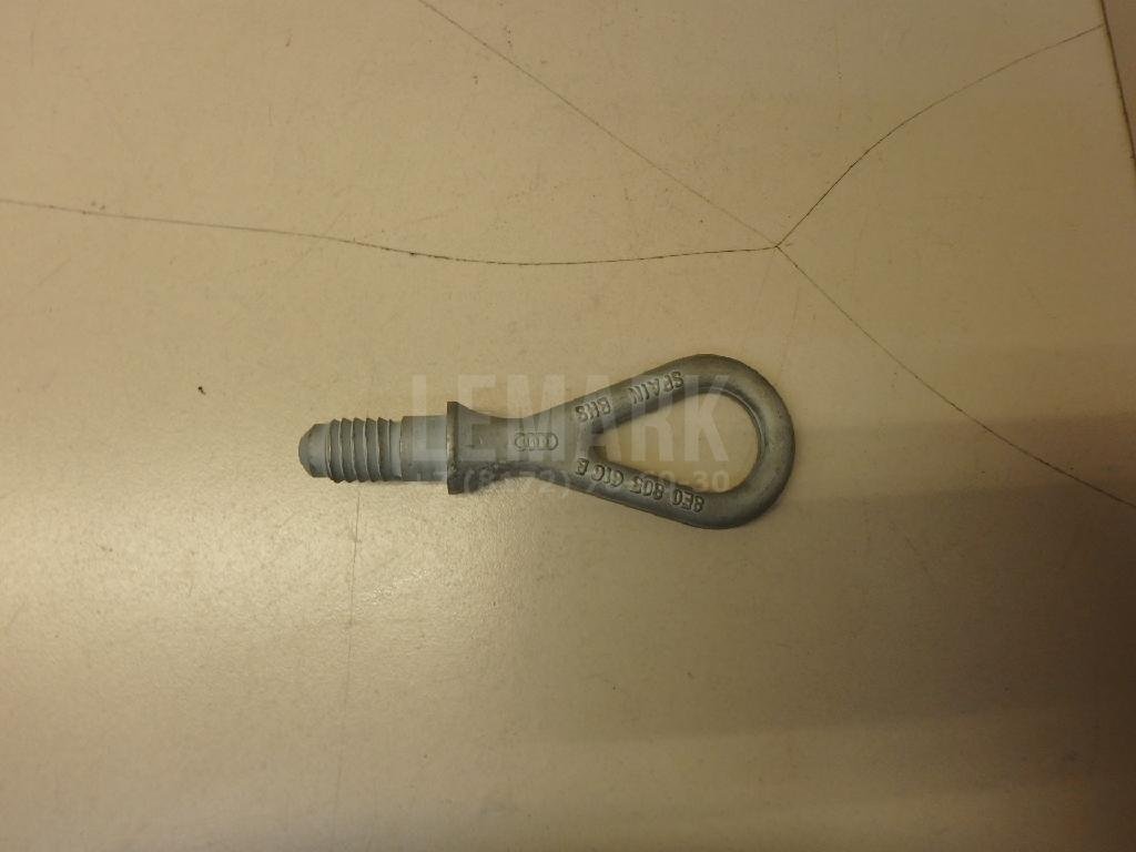 Крюк буксировочный