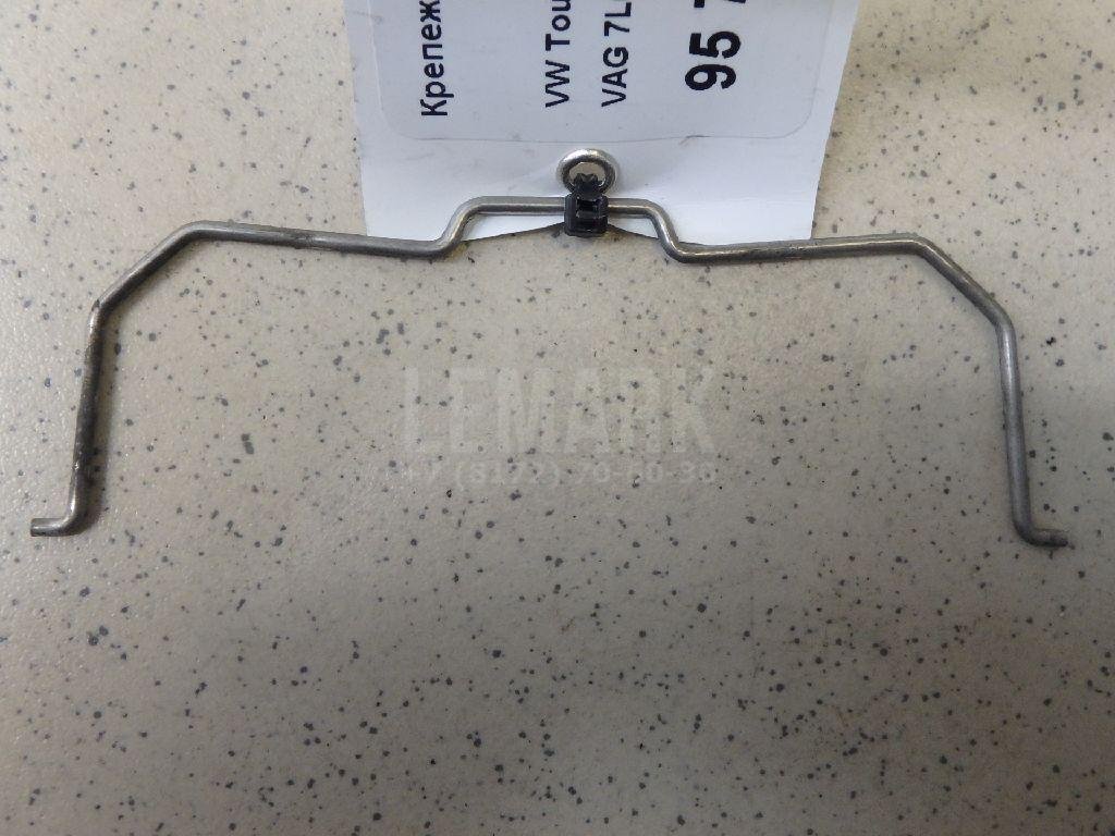 Крепеж фары