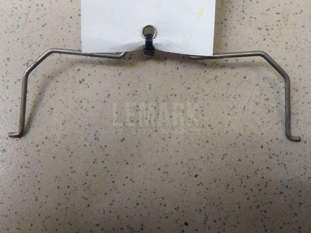 Крепеж фары