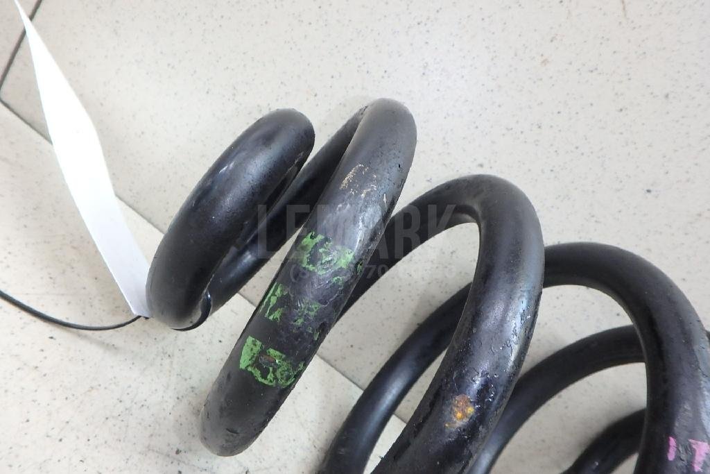 Пружина задняя