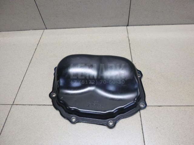 Крышка двигателя передняя