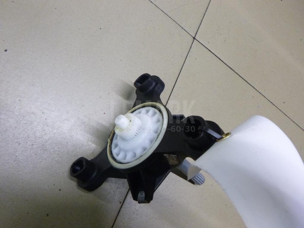 Привод стеклоподъемника механич.