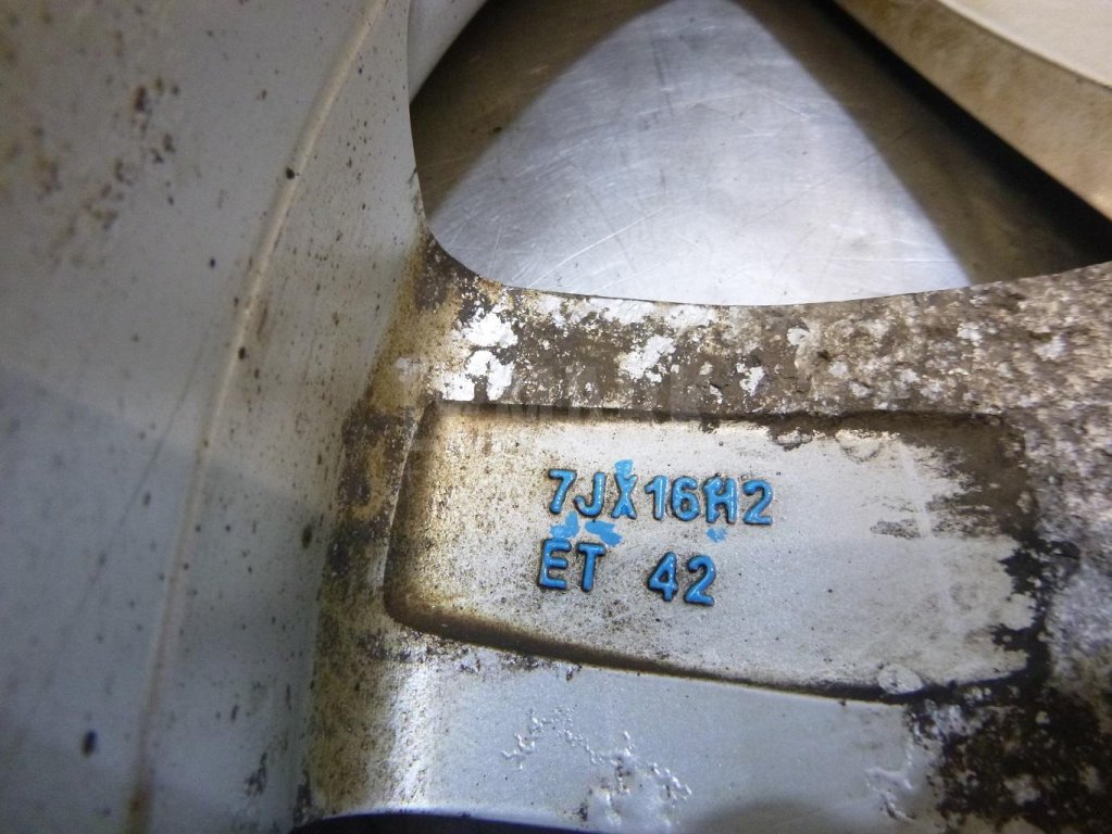 Диски колесные легкосплавные (к-кт)