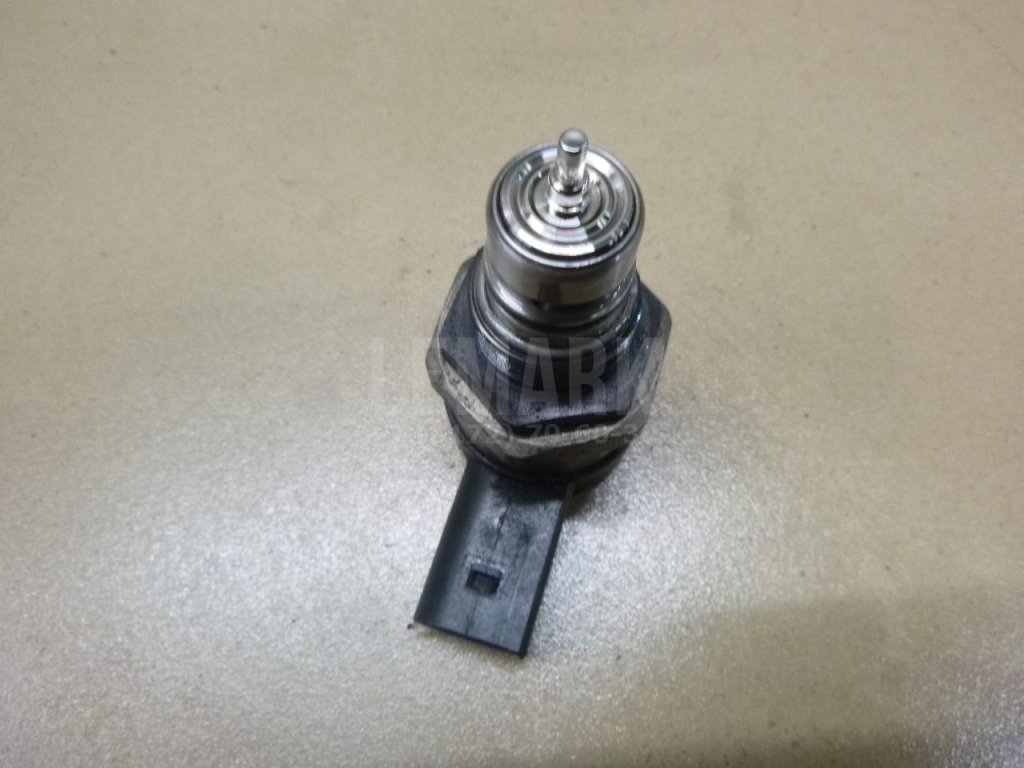 Регулятор давления топлива