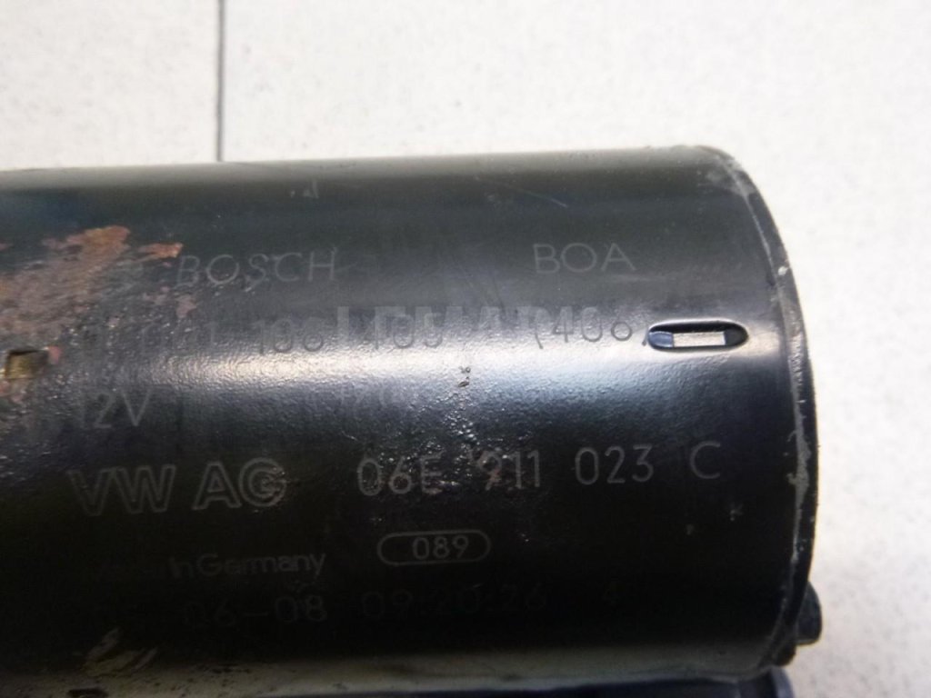 Стартер для  Audi A4 [B7] 2005-2007